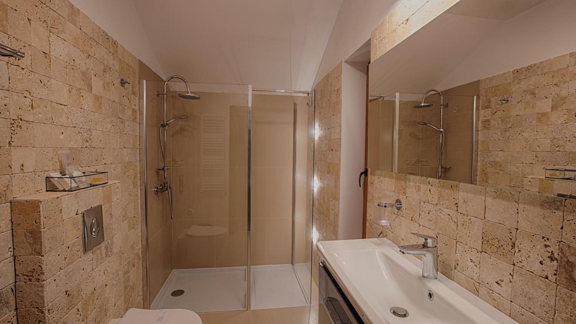 Gasthof Mer Guest House B&B Brașov